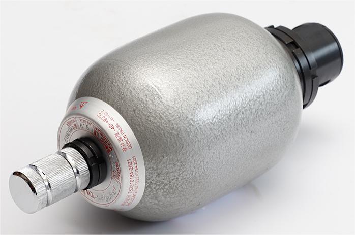 蓄能器的使用維護